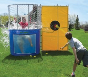 Dunk tank