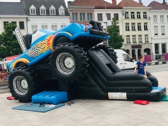 MonsterTruck met slide